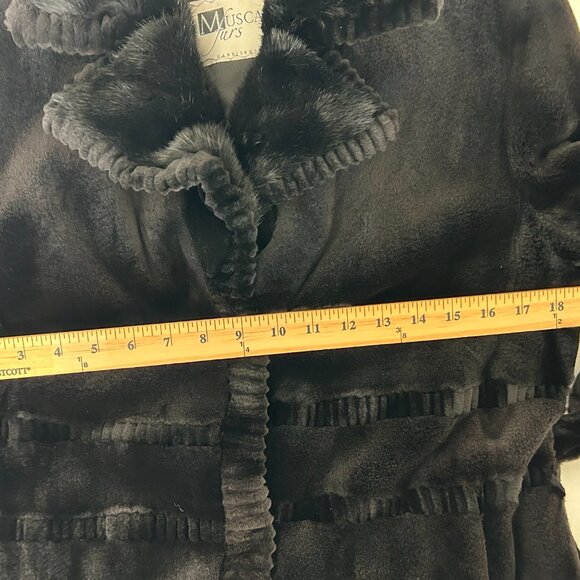 Gorgeous Black Mink Laser Cut Grooved & Sheared Stroller. Small Retailed $7500 - Picture 12 of 15